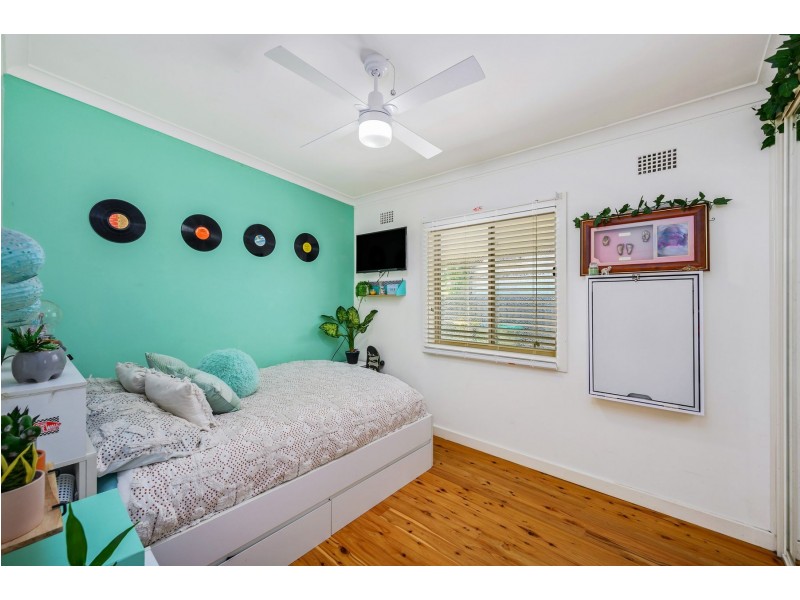 22 Boston Close, Cardiff NSW 2285