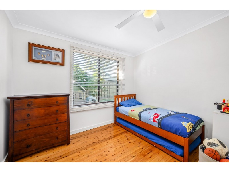 22 Boston Close, Cardiff NSW 2285