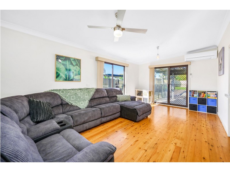 22 Boston Close, Cardiff NSW 2285