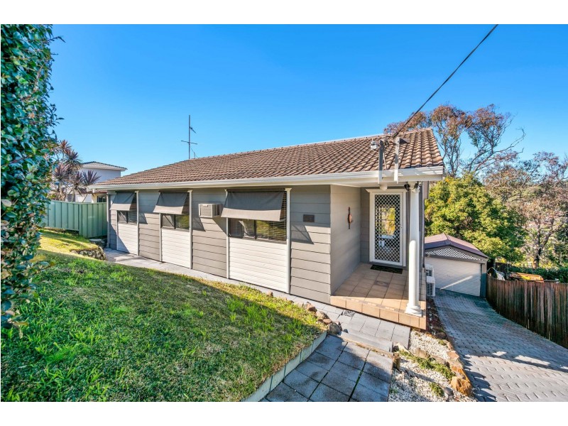 27 Alhambra Avenue, Macquarie Hills NSW 2285