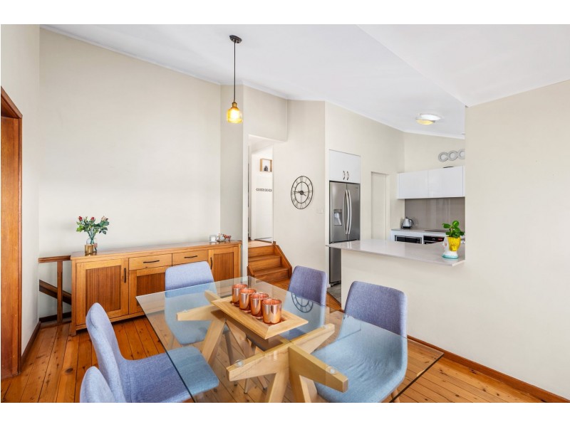 27 Alhambra Avenue, Macquarie Hills NSW 2285