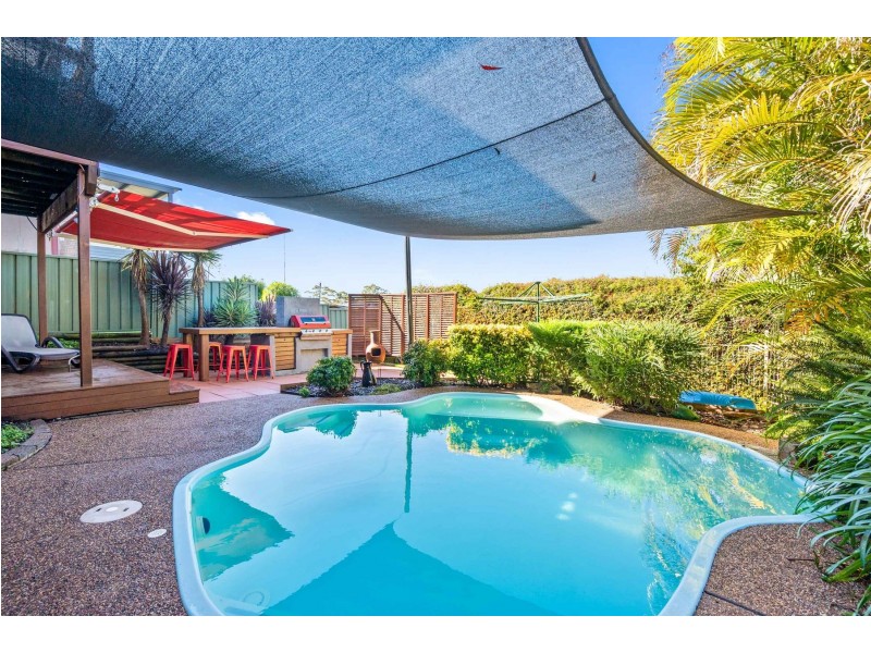 27 Alhambra Avenue, Macquarie Hills NSW 2285