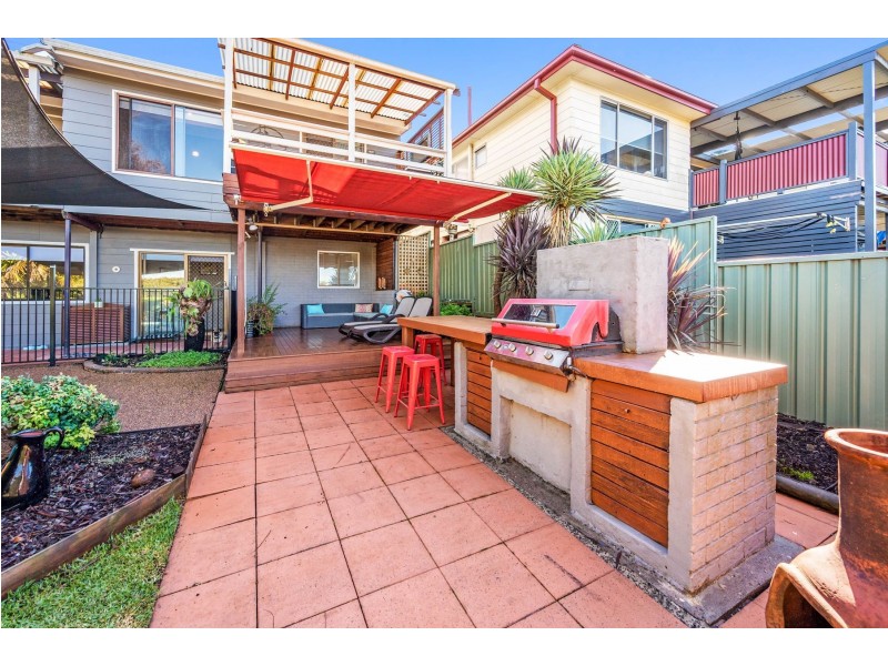 27 Alhambra Avenue, Macquarie Hills NSW 2285