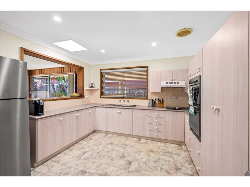 3 Lois Crescent, Cardiff NSW 2285