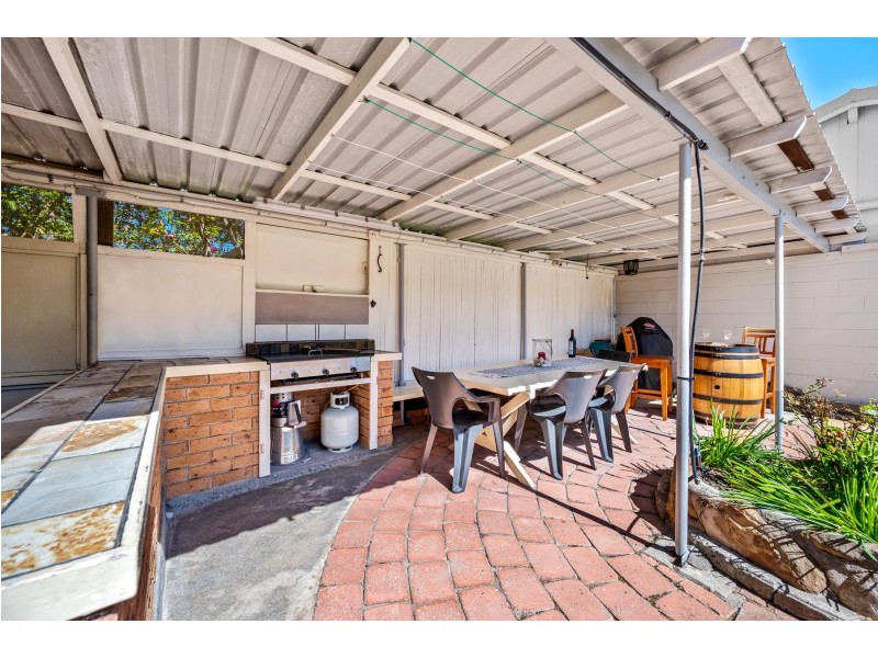 3 Lois Crescent, Cardiff NSW 2285
