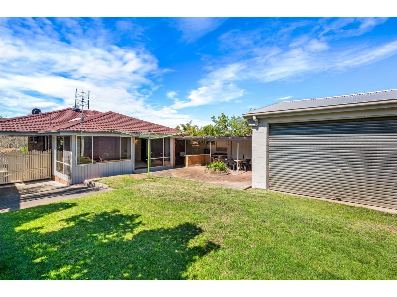 3 Lois Crescent, Cardiff NSW 2285