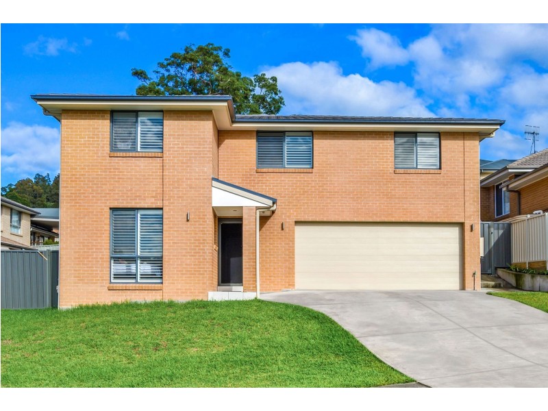 8 Fitzwilliam Circuit, Macquarie Hills NSW 2285
