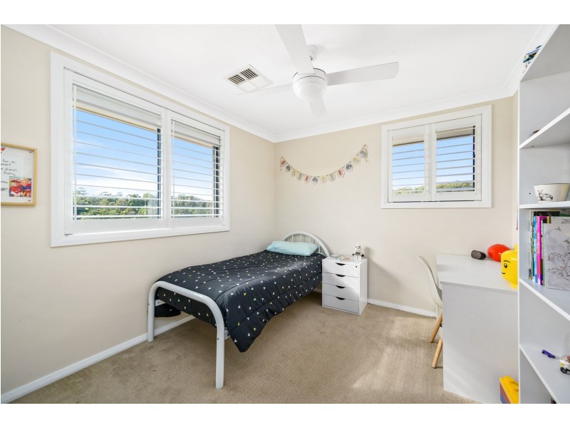 8 Fitzwilliam Circuit, Macquarie Hills NSW 2285