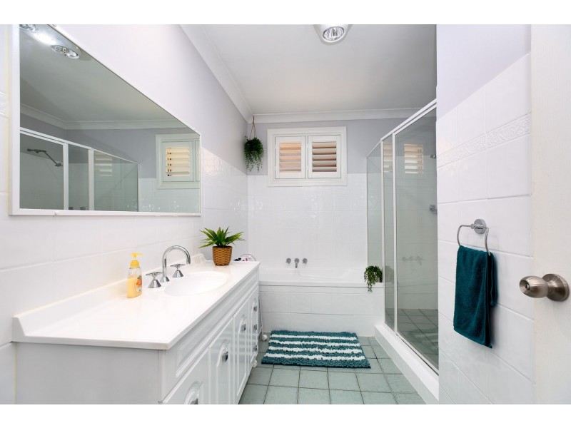 76B Violet Town Road, Floraville NSW 2280