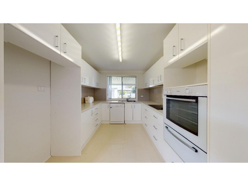 10 Coane Street, Warners Bay NSW 2282