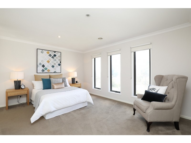 144 Phillip Drive, Sunbury VIC 3429