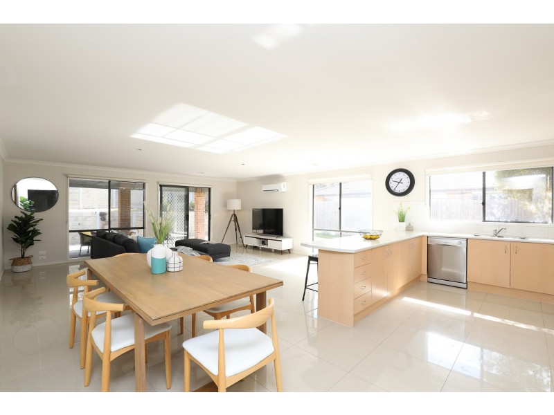 144 Phillip Drive, Sunbury VIC 3429