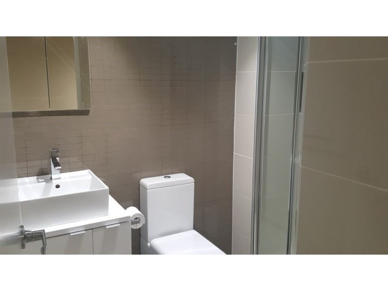 5/12-14 Drummartin Street, Albion VIC 3020