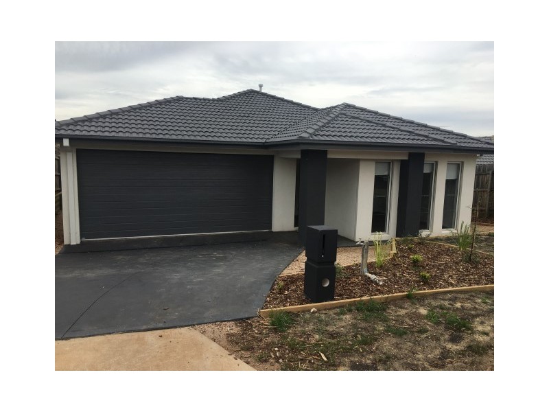 3 Quamby Mews, Maddingley VIC 3340