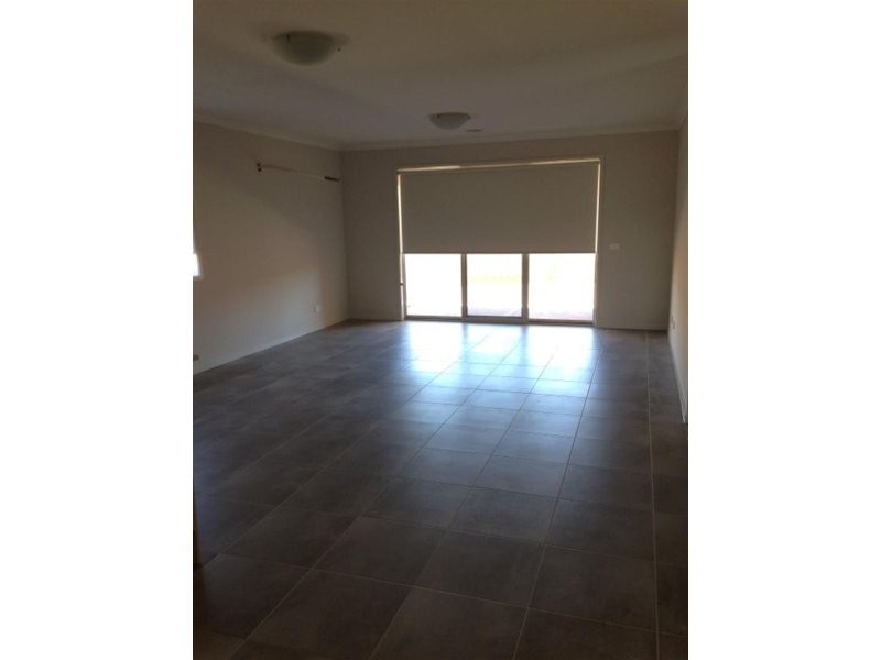 110 James Melrose Drive, Brookfield VIC 3338