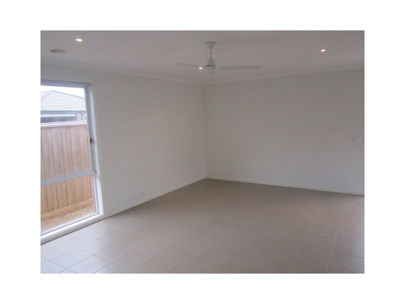 11 Alice Way, Tarneit VIC 3029