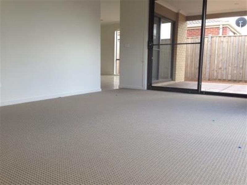 30 Tamborine Avenue, Point Cook VIC 3030