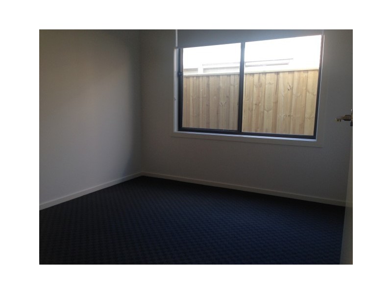 27 Allunga Way, Werribee VIC 3030