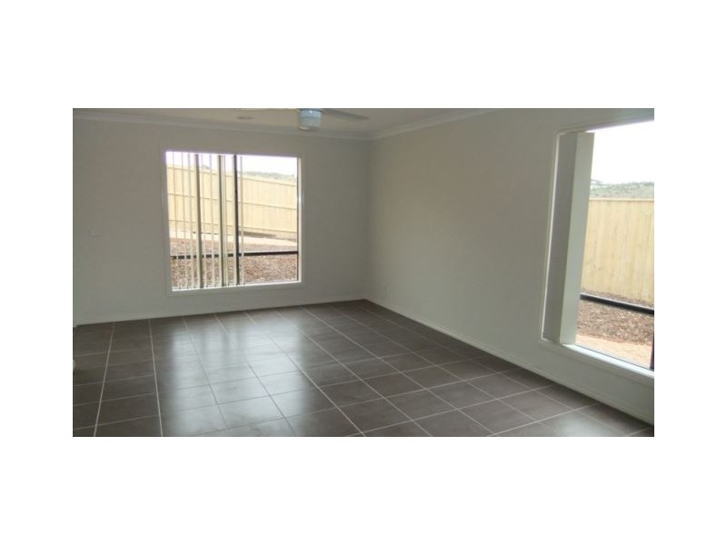 120 Phillip Drive, Sunbury VIC 3429