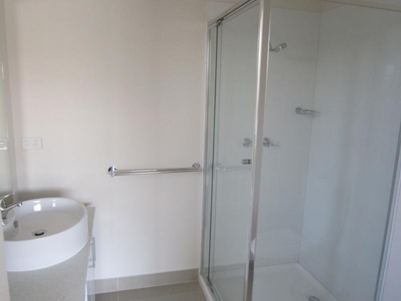 33 Ardenal Crescent, Lalor VIC 3075