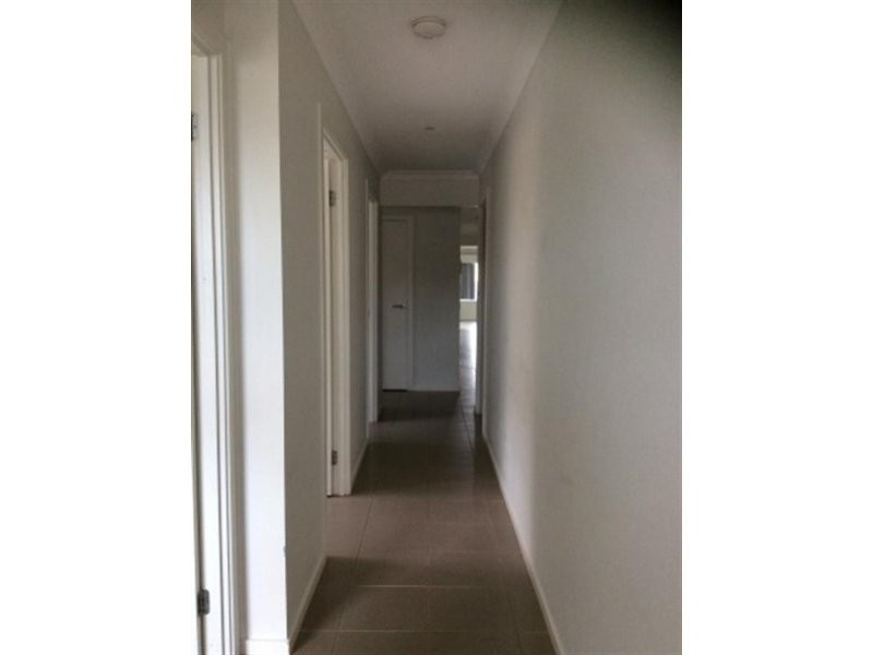 9 Galeff Avenue, Truganina VIC 3029