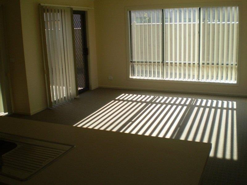 50 Fantail Crescent, Williams Landing VIC 3027