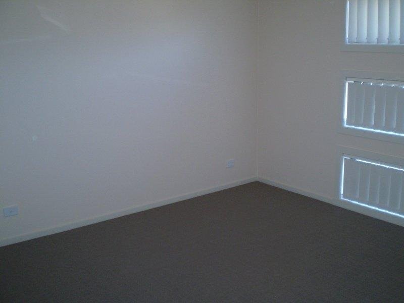 50 Fantail Crescent, Williams Landing VIC 3027