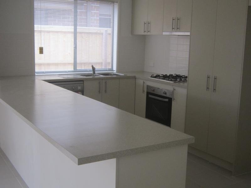 7 Positano Way, Lalor VIC 3075