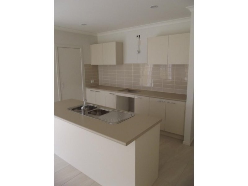 44 Warrego Circuit, Sandhurst VIC 3977