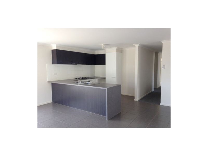 164 Phillip Drive, Sunbury VIC 3429