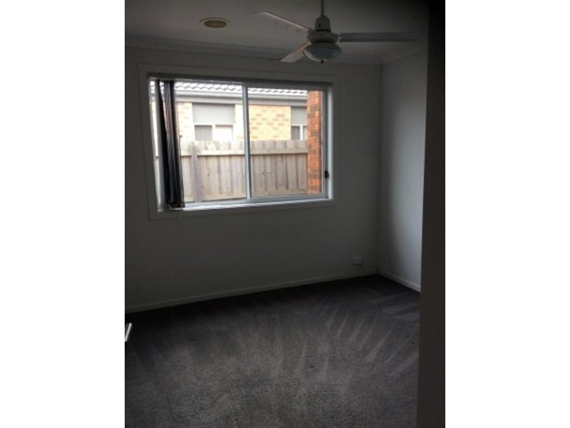 9 Galeff Avenue, Truganina VIC 3029