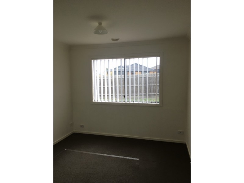 56 Burge Drive, Sunbury VIC 3429