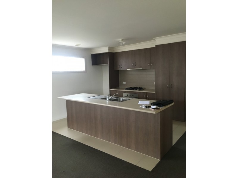 56 Burge Drive, Sunbury VIC 3429