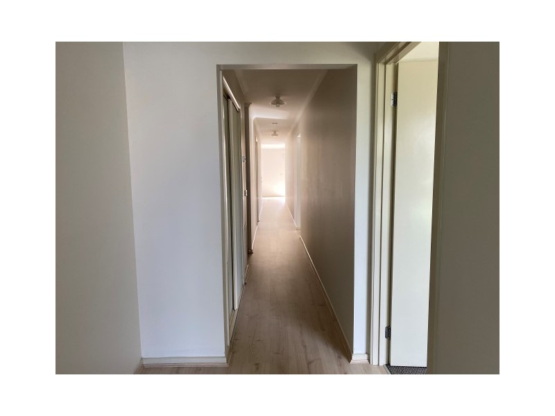 4 Flower Gum Crescent, Tarneit VIC 3029