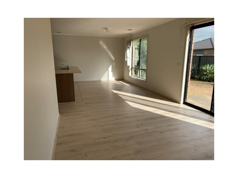 4 Flower Gum Crescent, Tarneit VIC 3029