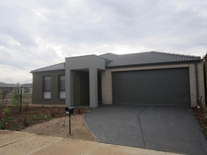 163 Botanica Springs Boulevard, Brookfield VIC 3338