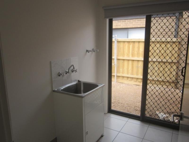 163 Botanica Springs Boulevard, Brookfield VIC 3338