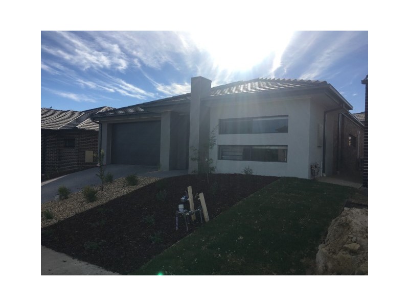 161 Mountainview Boulevard, Cranbourne North VIC 3977