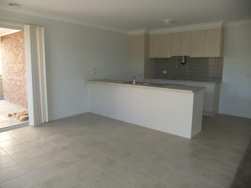 5 Chard Place, Sunbury VIC 3429