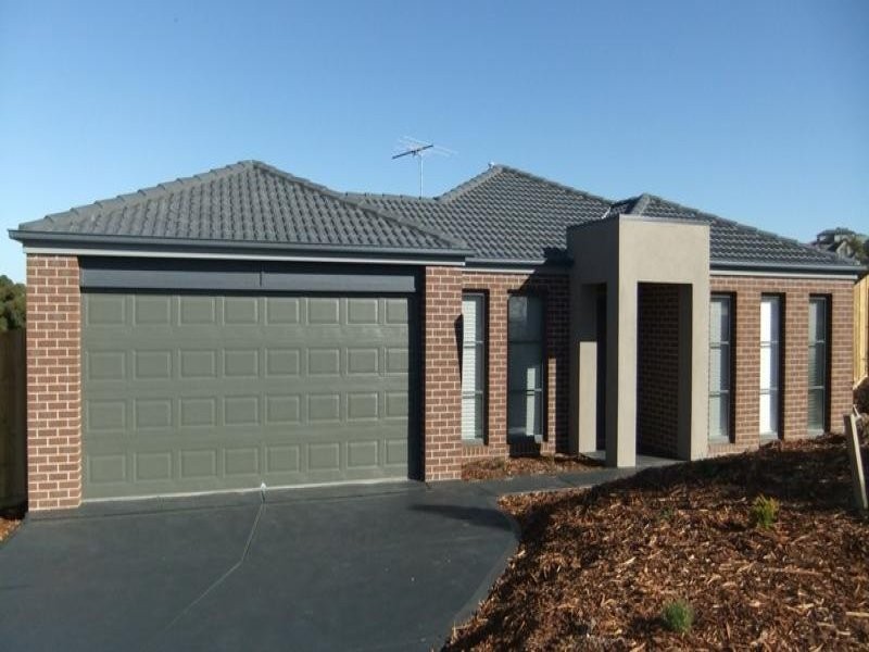 10 Longmire Court, Sunbury VIC 3429