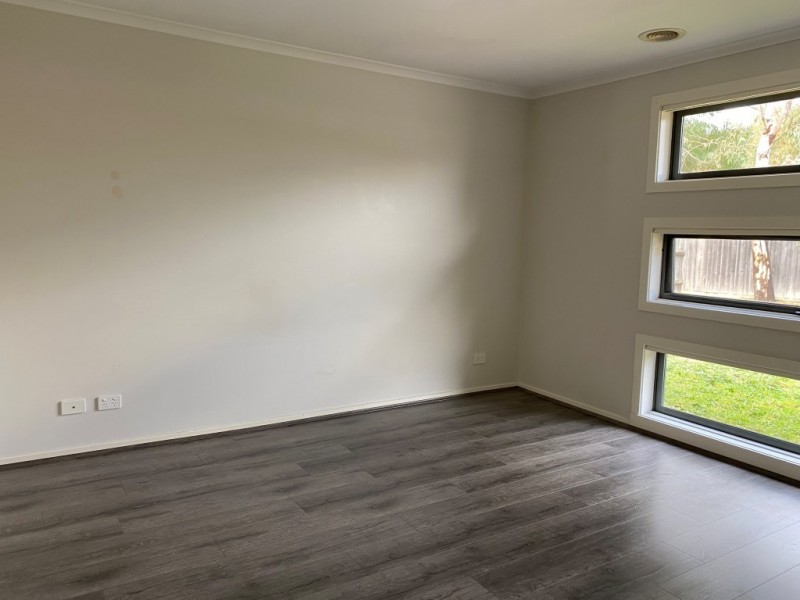 270 The Lakes Boulevard, South Morang VIC 3752