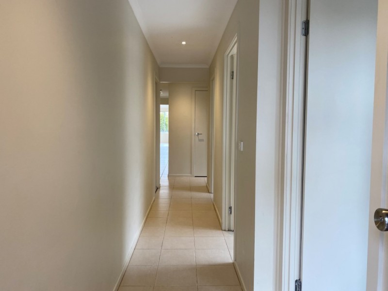 28 Howard Place, Deer Park VIC 3023