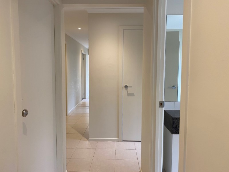 28 Howard Place, Deer Park VIC 3023