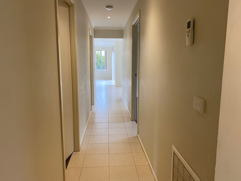 28 Howard Place, Deer Park VIC 3023