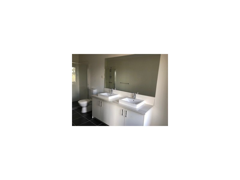 60 Daymar Circuit, Craigieburn VIC 3064