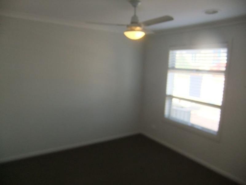 44 Tom Roberts Parade, Point Cook VIC 3030