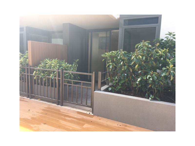 17/11 Bond Street, Caulfield North VIC 3161