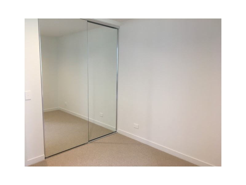 17/11 Bond Street, Caulfield North VIC 3161