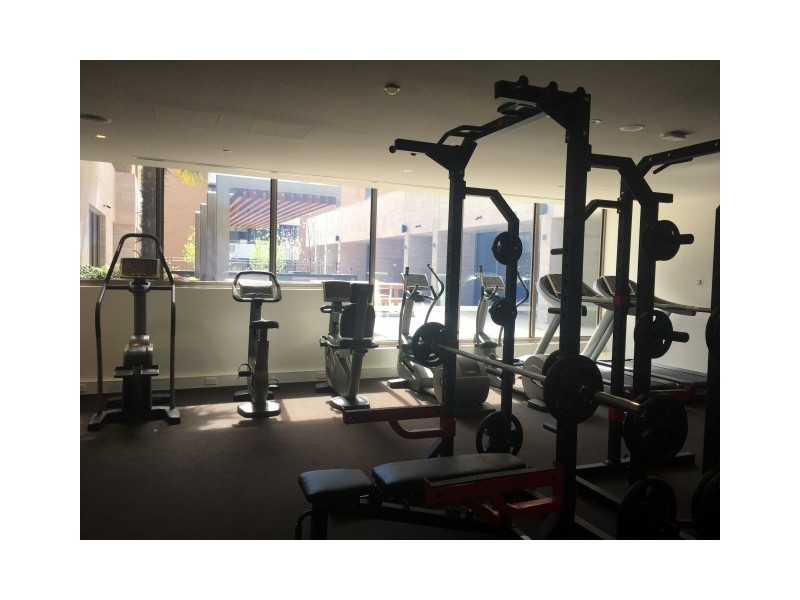 17/11 Bond Street, Caulfield North VIC 3161