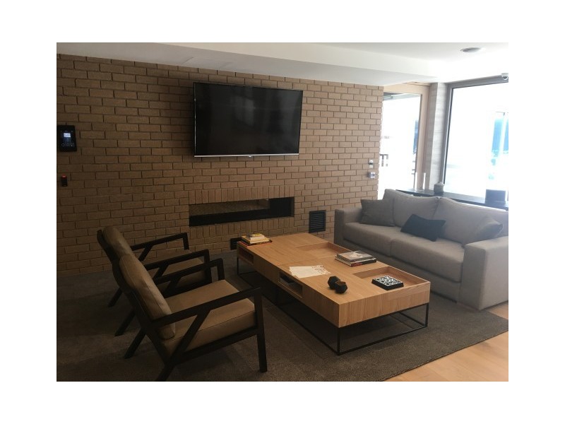 17/11 Bond Street, Caulfield North VIC 3161